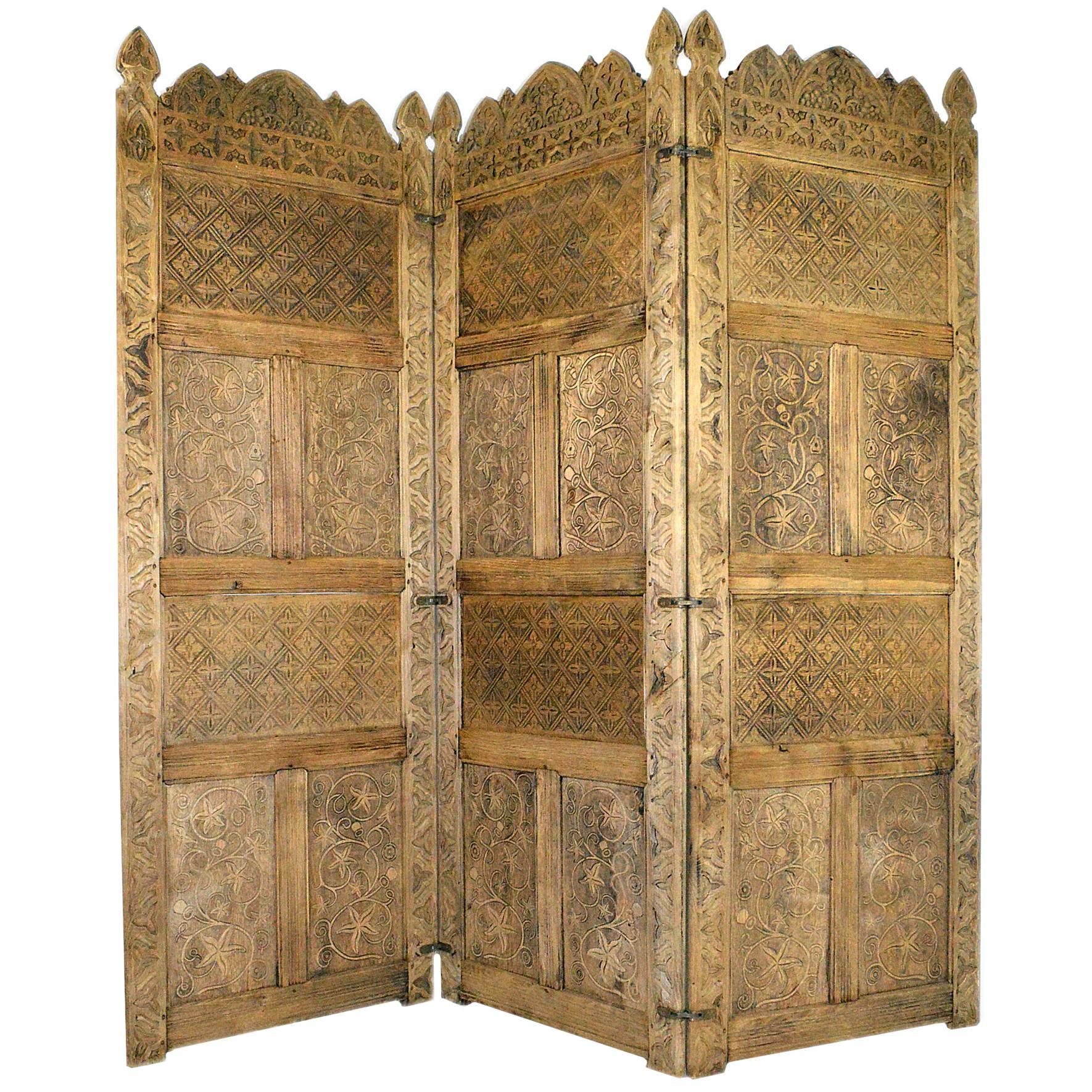 Three-Panel English Oak Gothic Revival Screen For Sale
