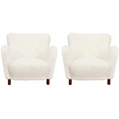 Pair of Lounge Chairs by Fritz Hansen