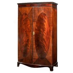 Mid-20th Century Mahogany Wardrobe 10