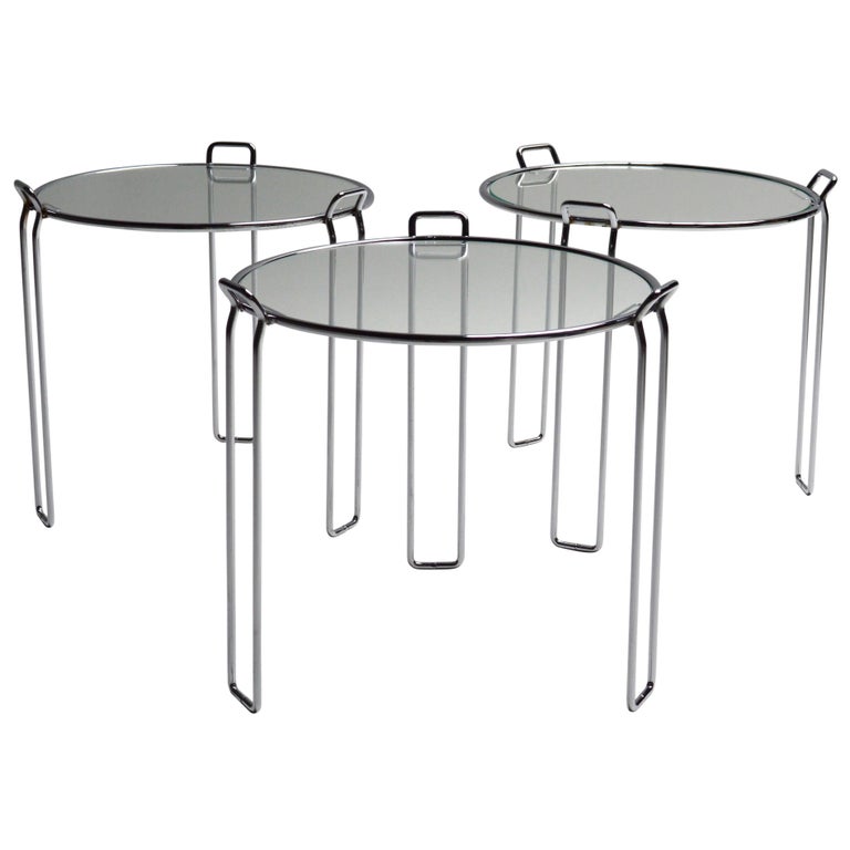 Stackable Set of Three Nesting Tables by Saporiti For Sale