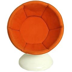 Vintage Fiberglass Ball Chair in the Style of Eero Aarnio