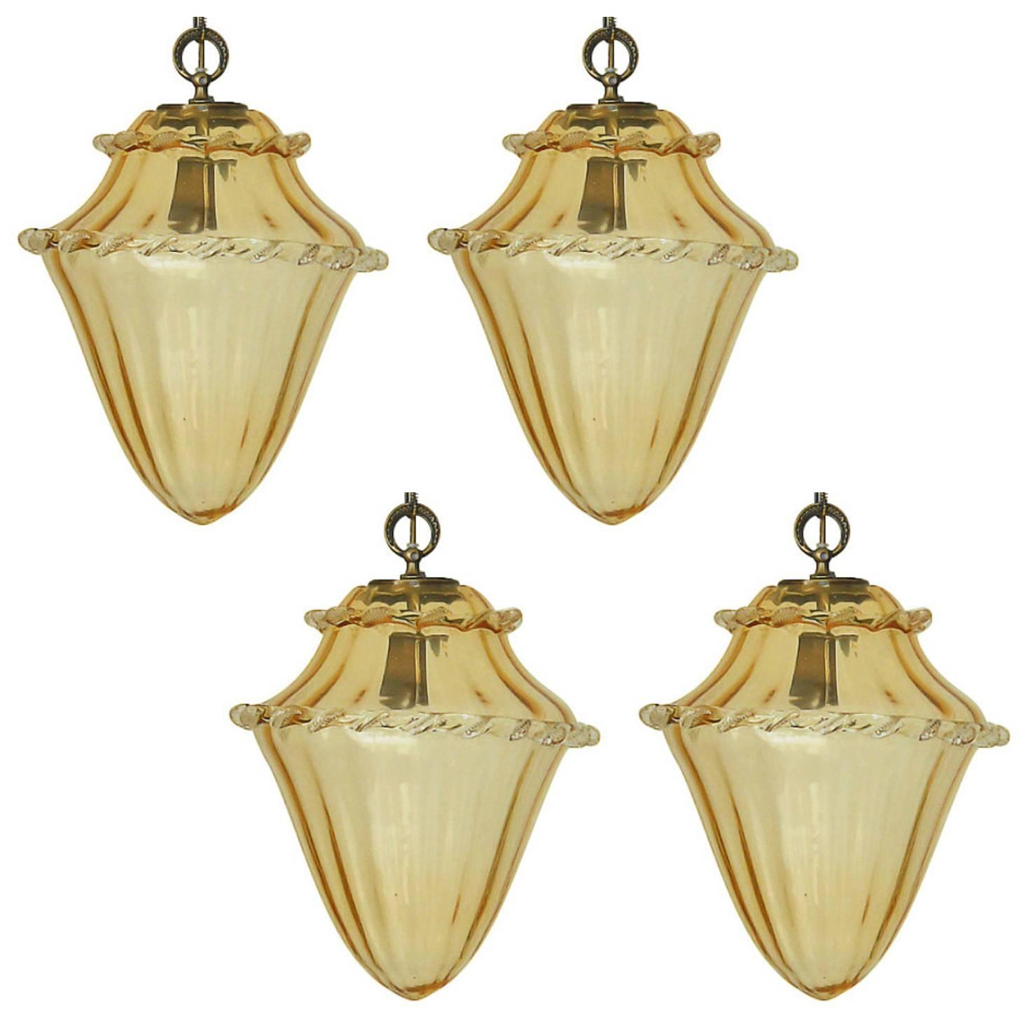 Four Amber Lanterns by La Murrina