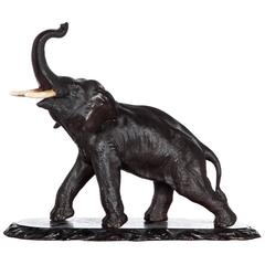 Sculpture en bronze:: éléphant:: période Meiji