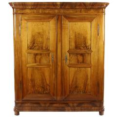 Biedermeier Cupboard, Walnut Massively and Veneered, circa 1820-1825 3