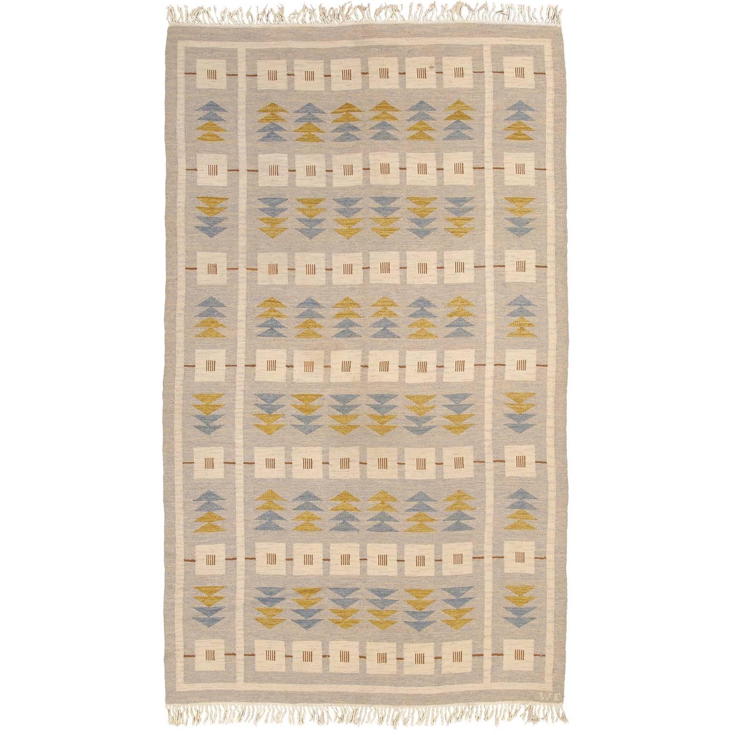 20th Century Swedish Flat-Weave Carpet For Sale