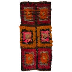 Contemporary Art - Nomadic Mid-century "Tulu" Rug