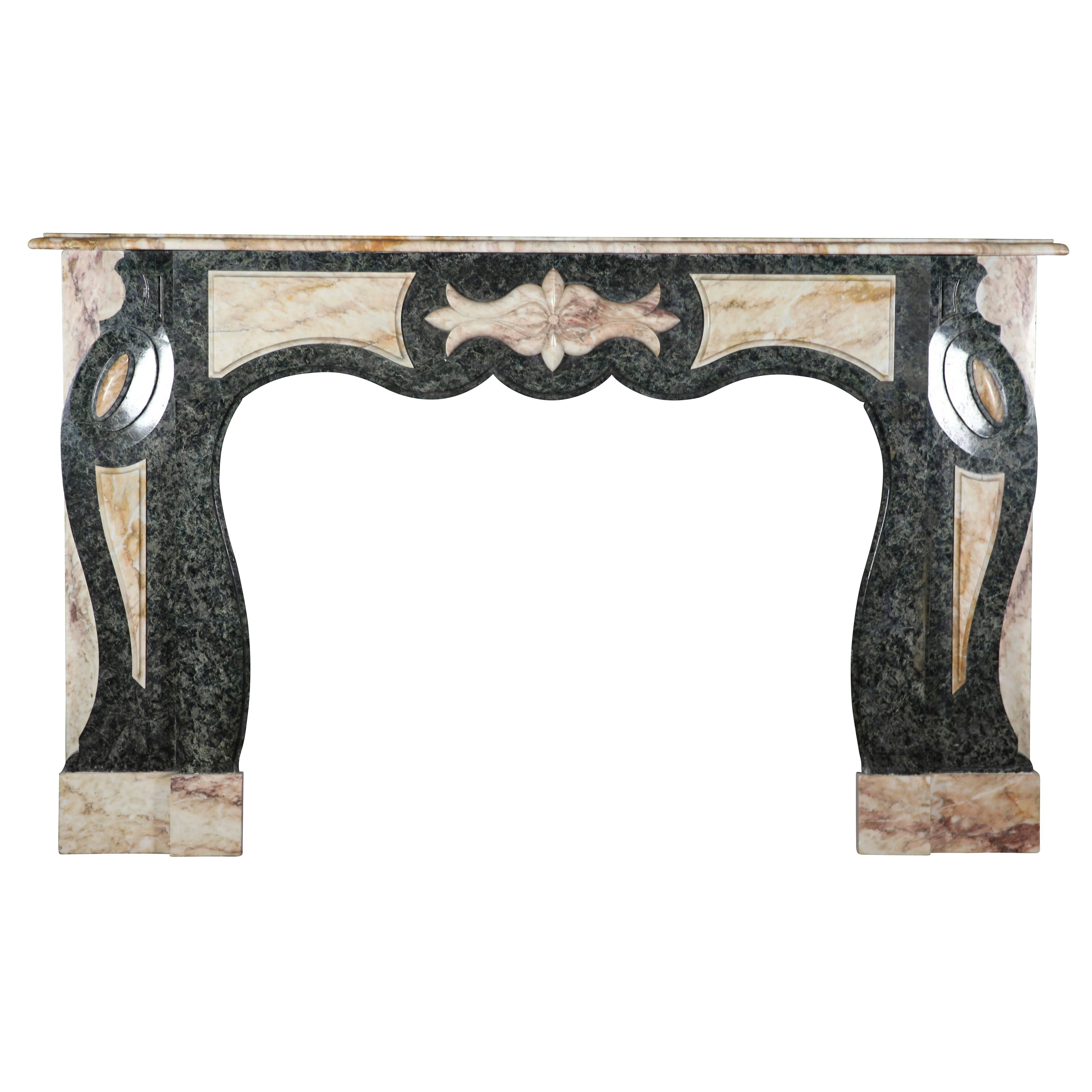 20th Century Art Deco Fireplace Mantel in Belgian Marble For Sale