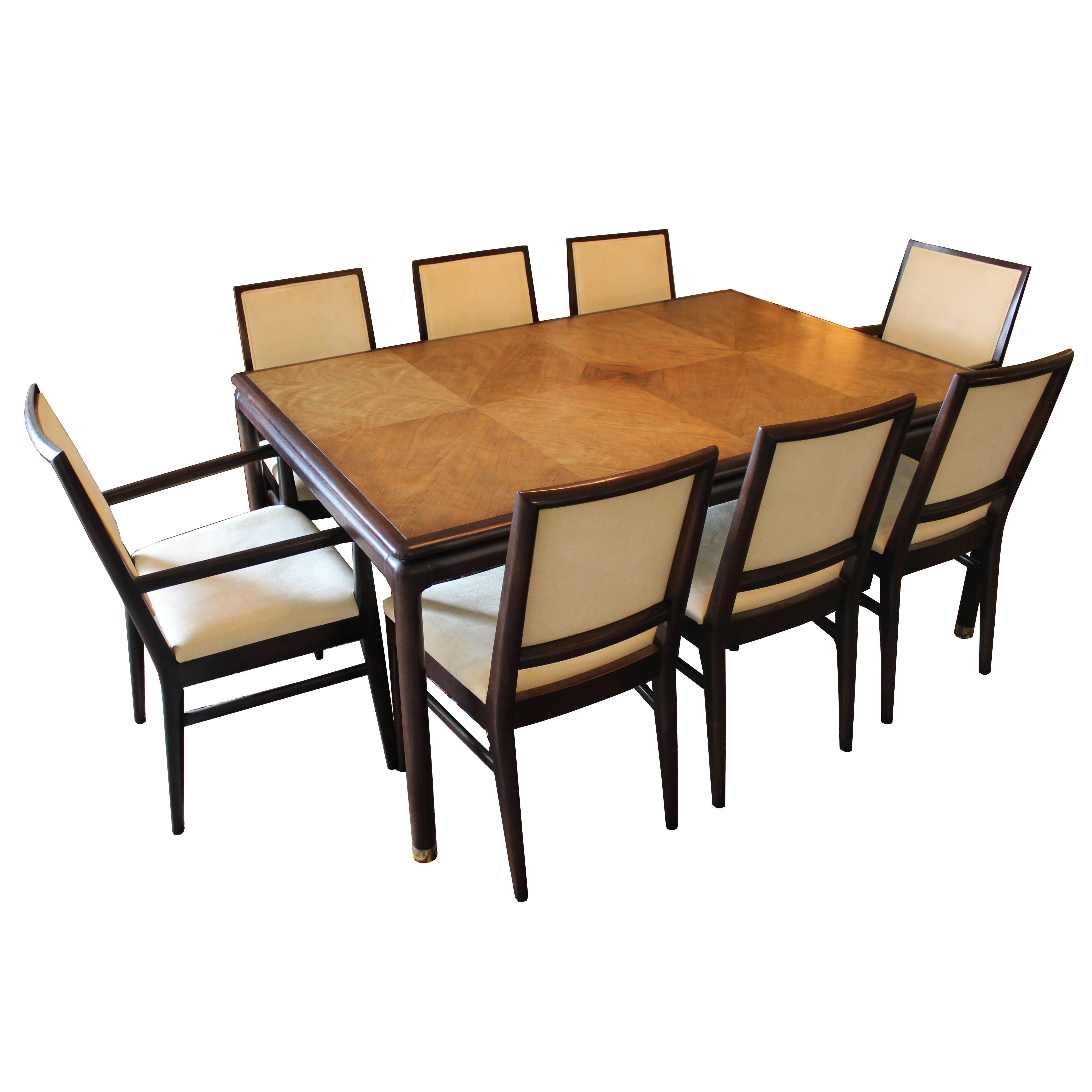 Mount Airy Dining Room Set of Two Leaves and Eight Chairs