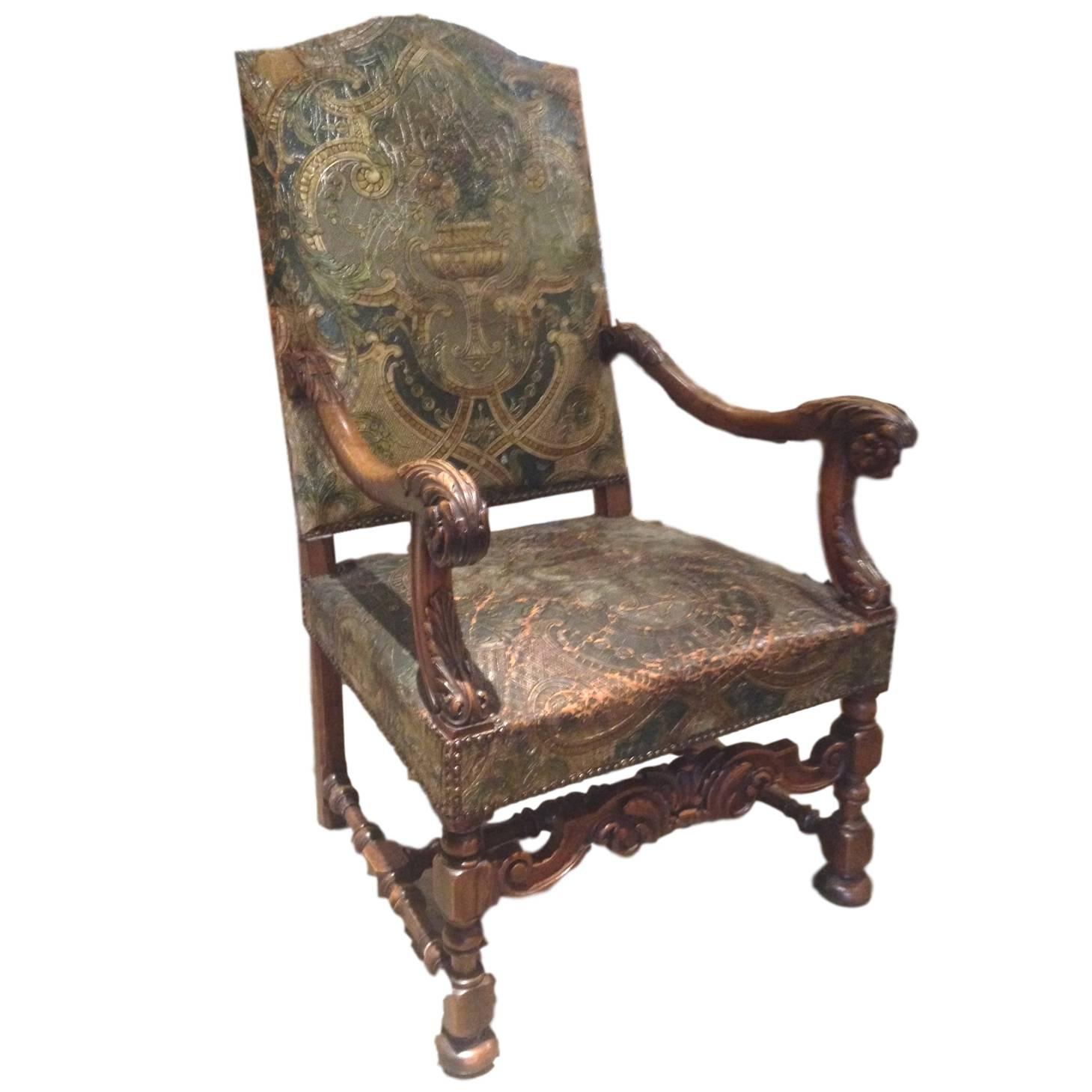 Chaise trône française du 19ème siècle en cuir embossé en vente