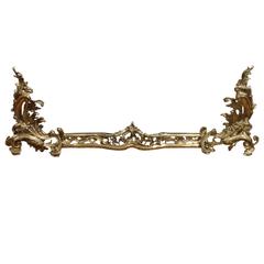 18th Century Georgian Brass Fender Ornamented with Acanthus Leaves and C-Scrolls 8