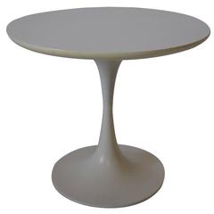 Vintage Tulip Side Table in the Manner of Saarinen