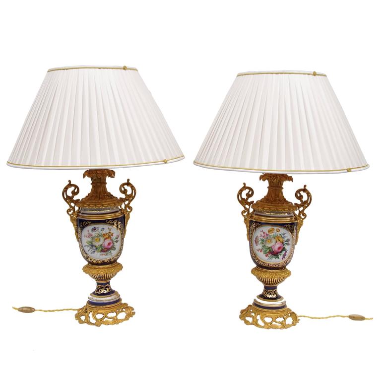 19th Century Pair of Great Sèvres Porcelain Lamps at 1stDibs