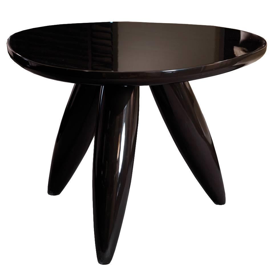 Dom Edizioni Italian Modern Lacquer Lollo Triangular and Round End or Side Table For Sale