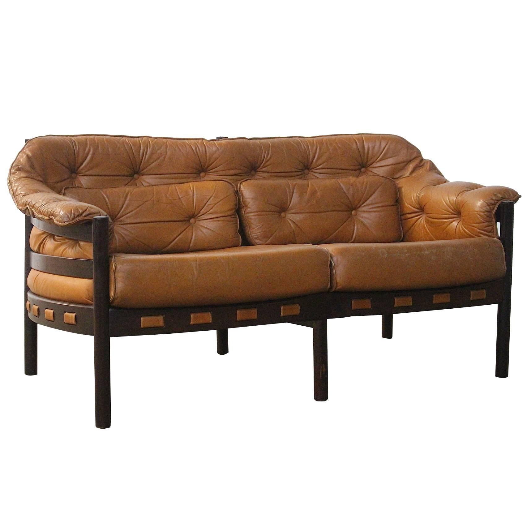 Swedish Sven Ellekaer for Coja Two-Seat Settee Sofa in soft Camel Leather For Sale