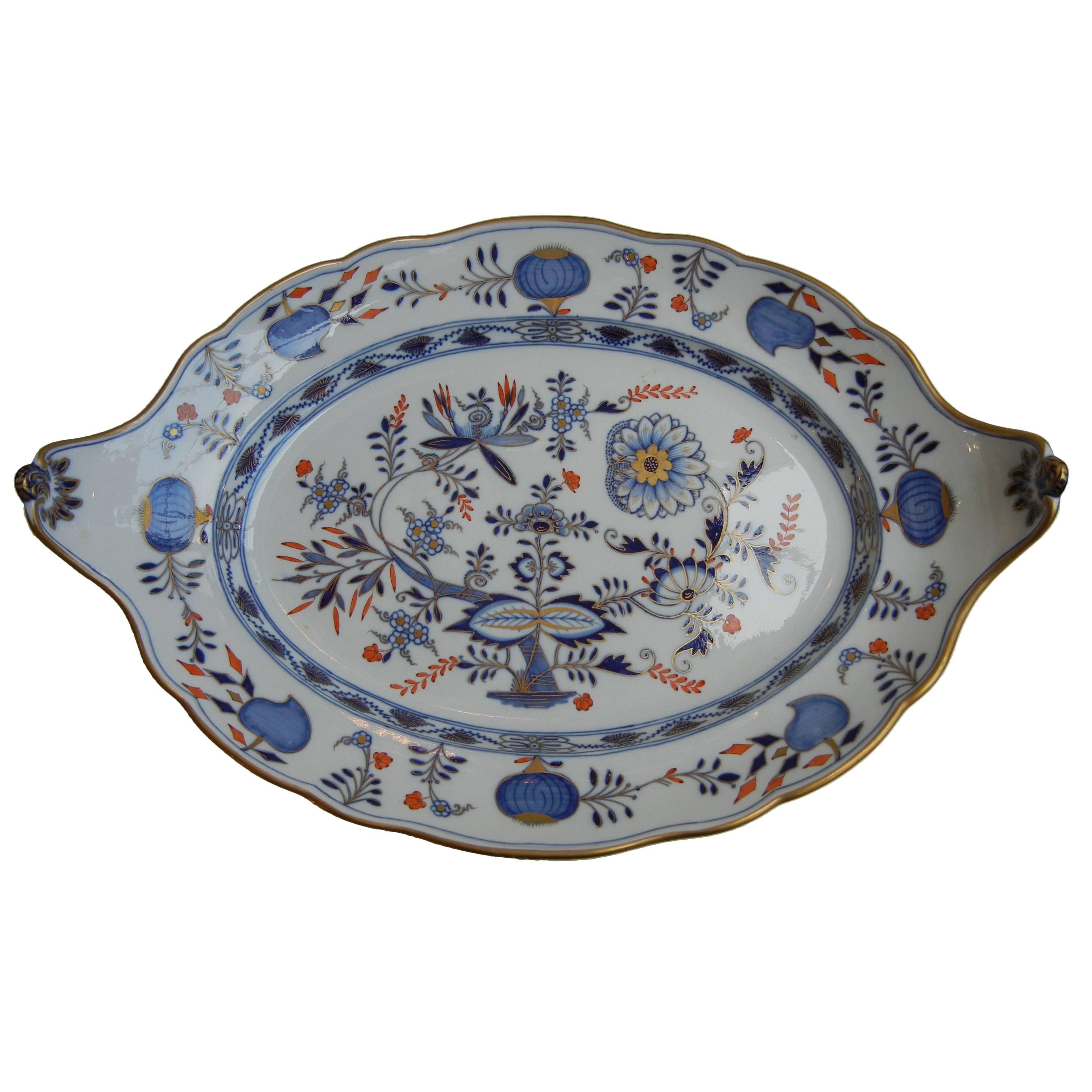 19th Century Meissen Porcelain Onion Pattern and Hand Colored Platter For Sale