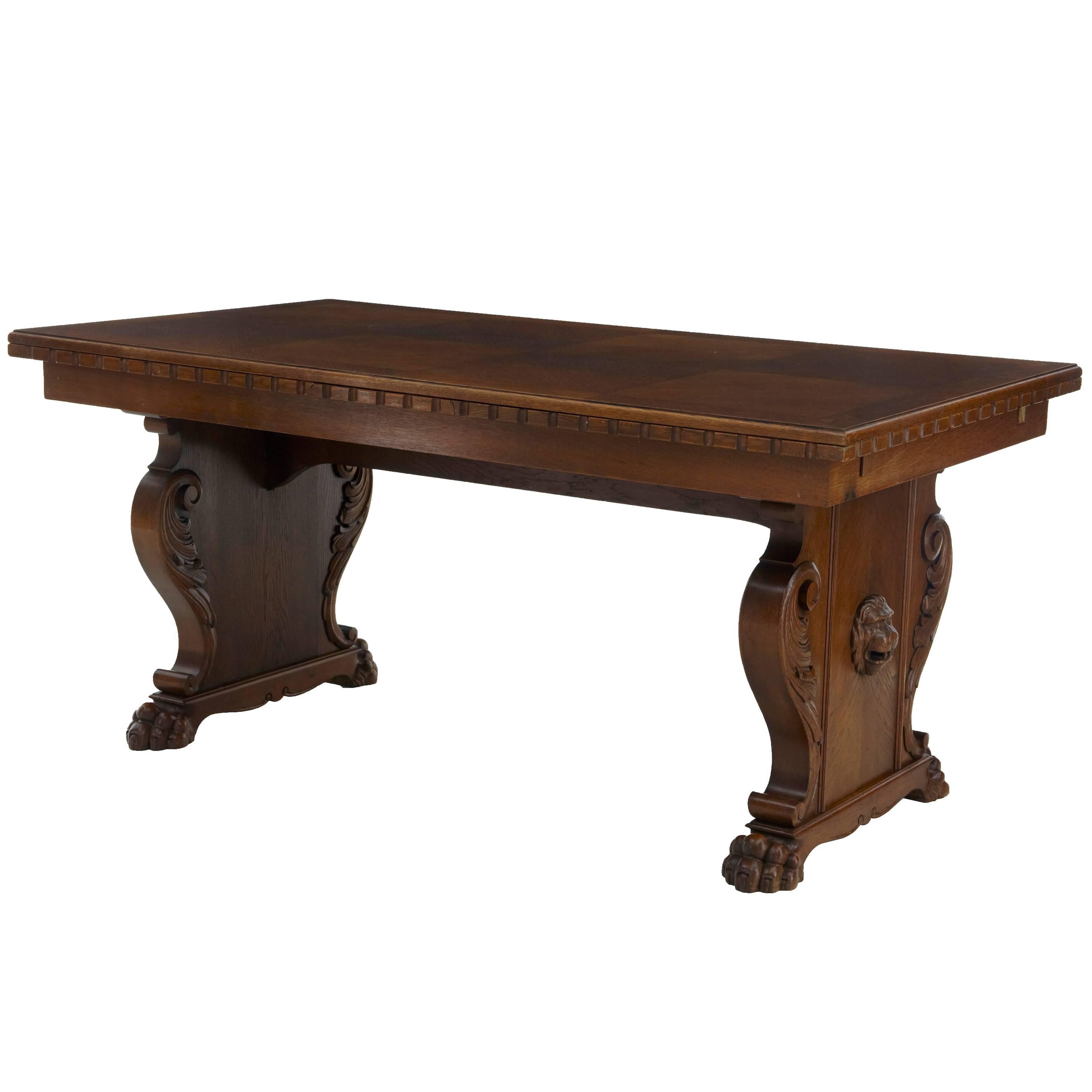 20th Century 1920s Carved Oak Extending Dining Table