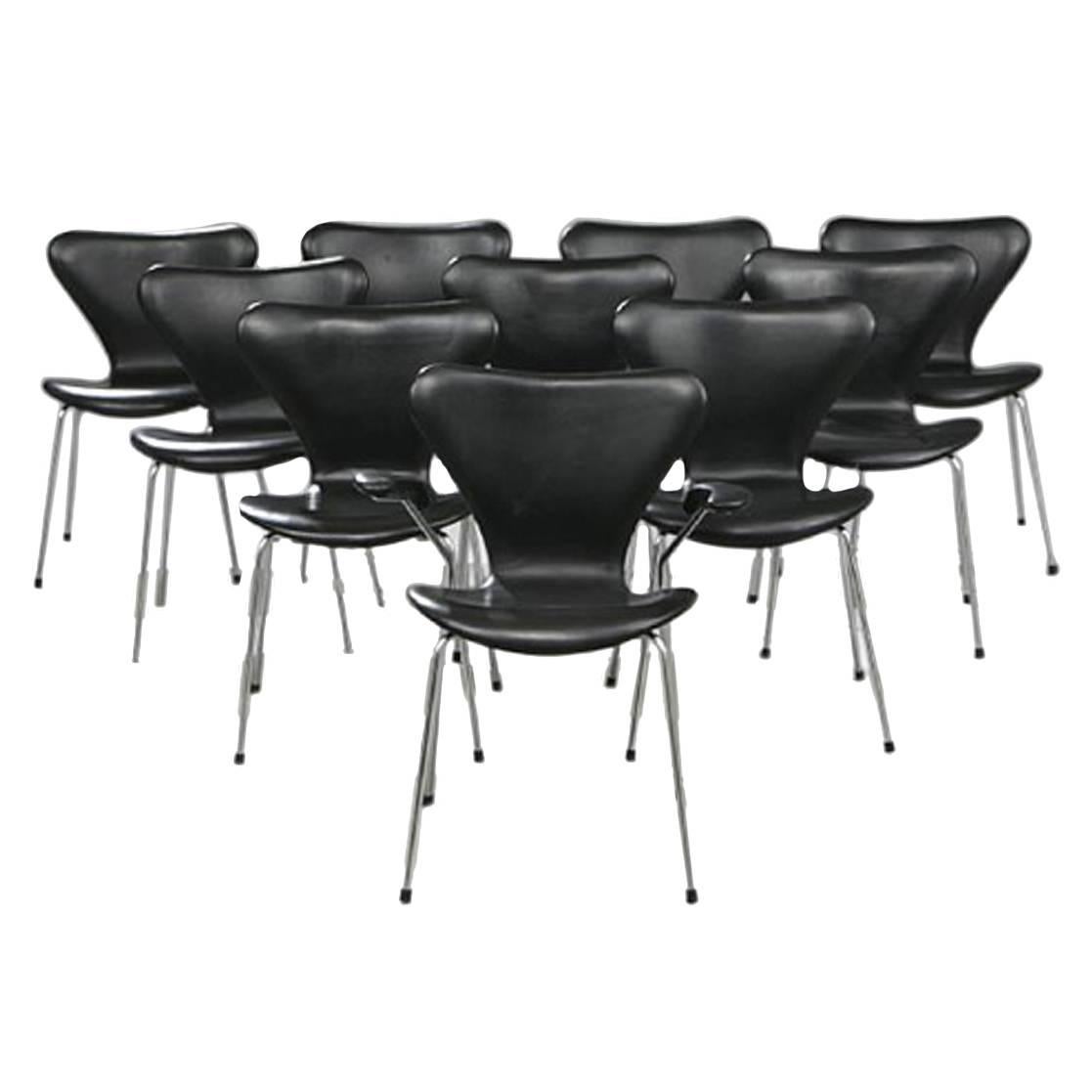 Ten "Series 7" Chairs Arne Jacobsen by Fritz Hansen, Black Leather