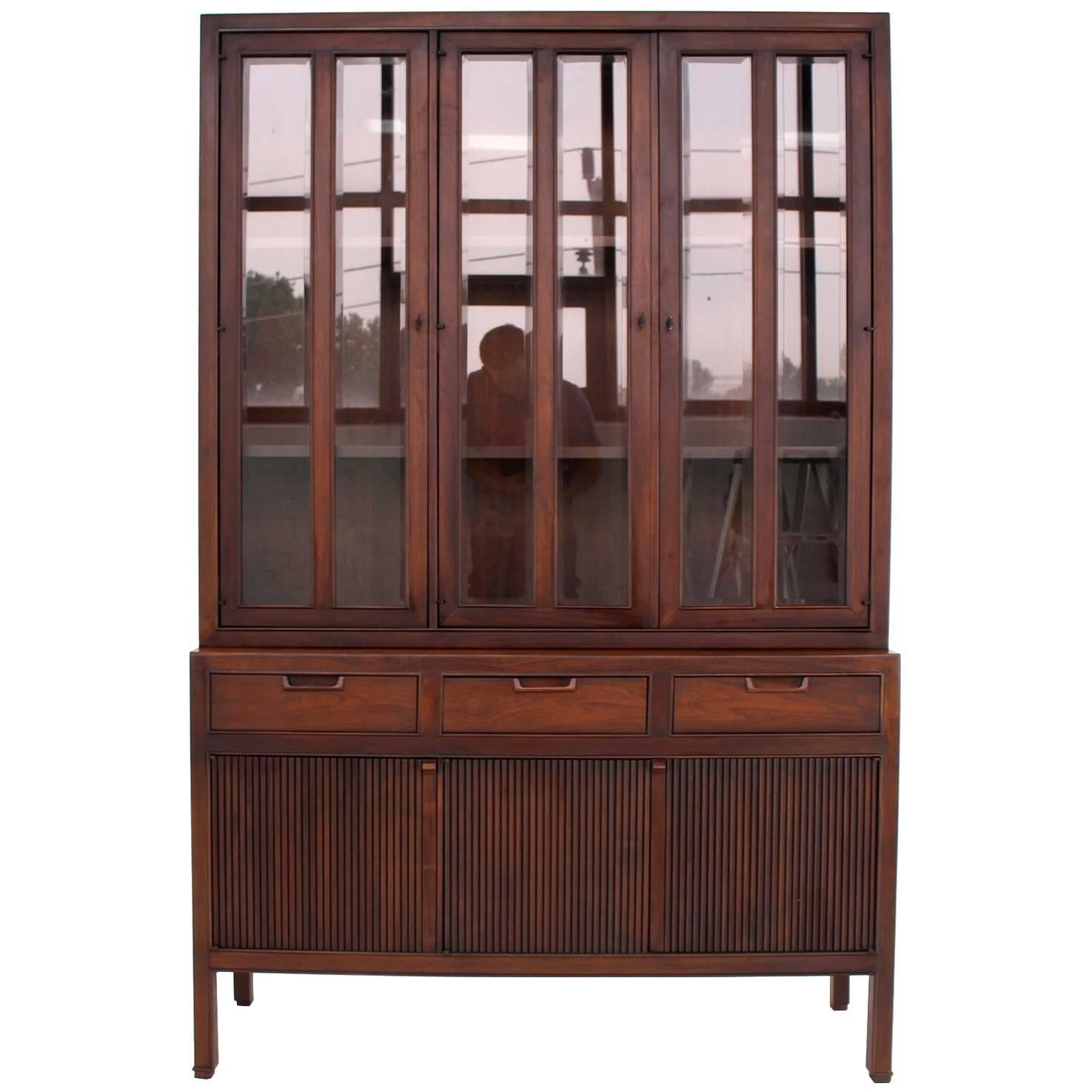 Mid-Century Modern Fluted Doors Walnut China Cabinet Hutch