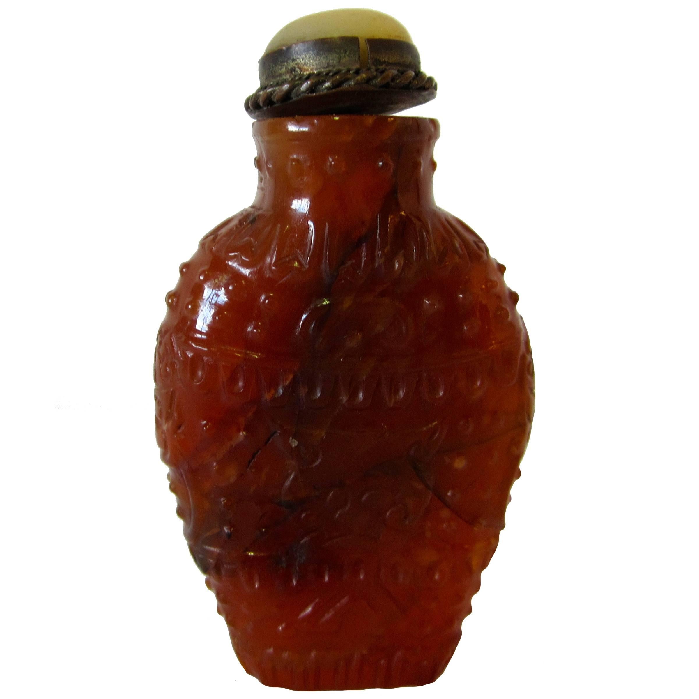 A  Carved Agate Snuff Bottle