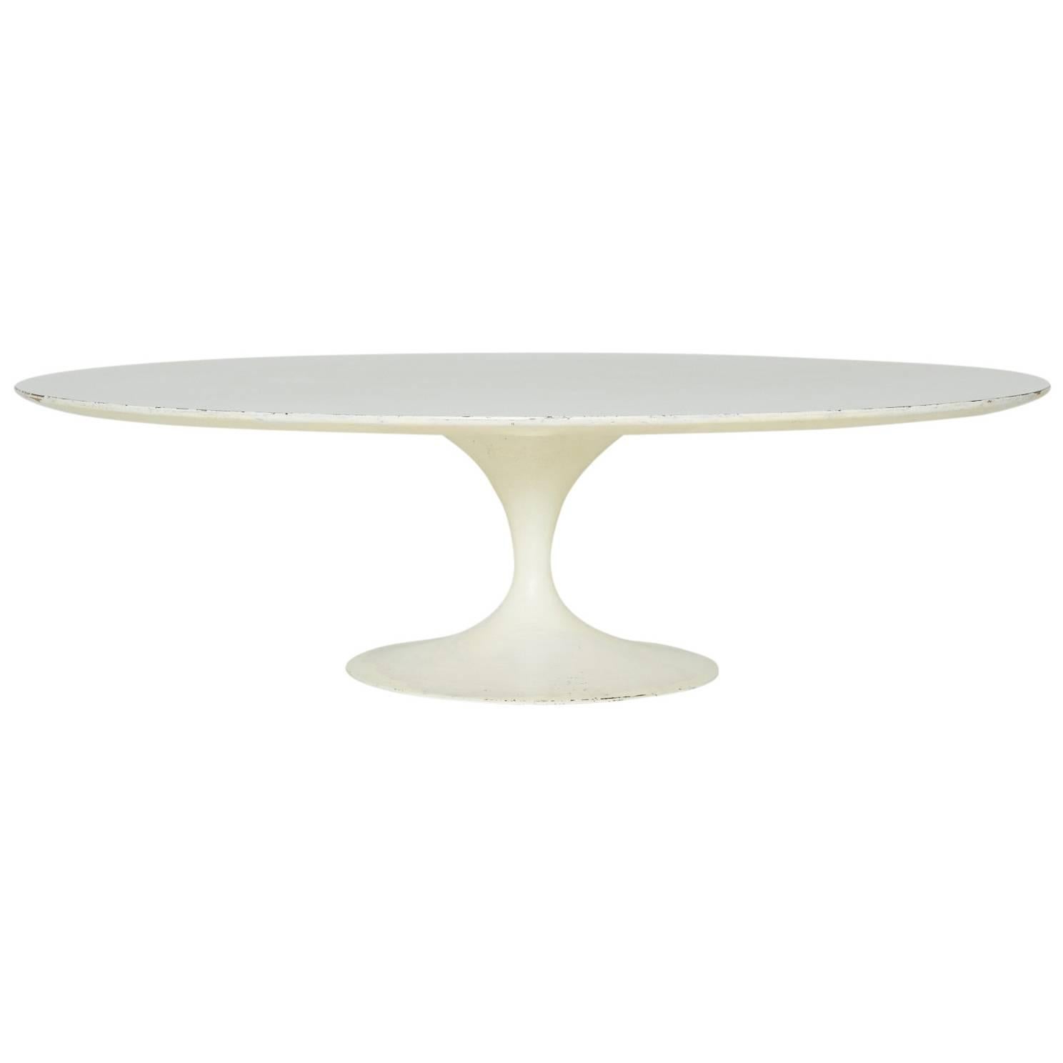 Tulip Coffee Table by Eero Saarinen for Knoll