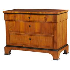 Biedermeier Walnut Chest of Drawers from the 19th Century