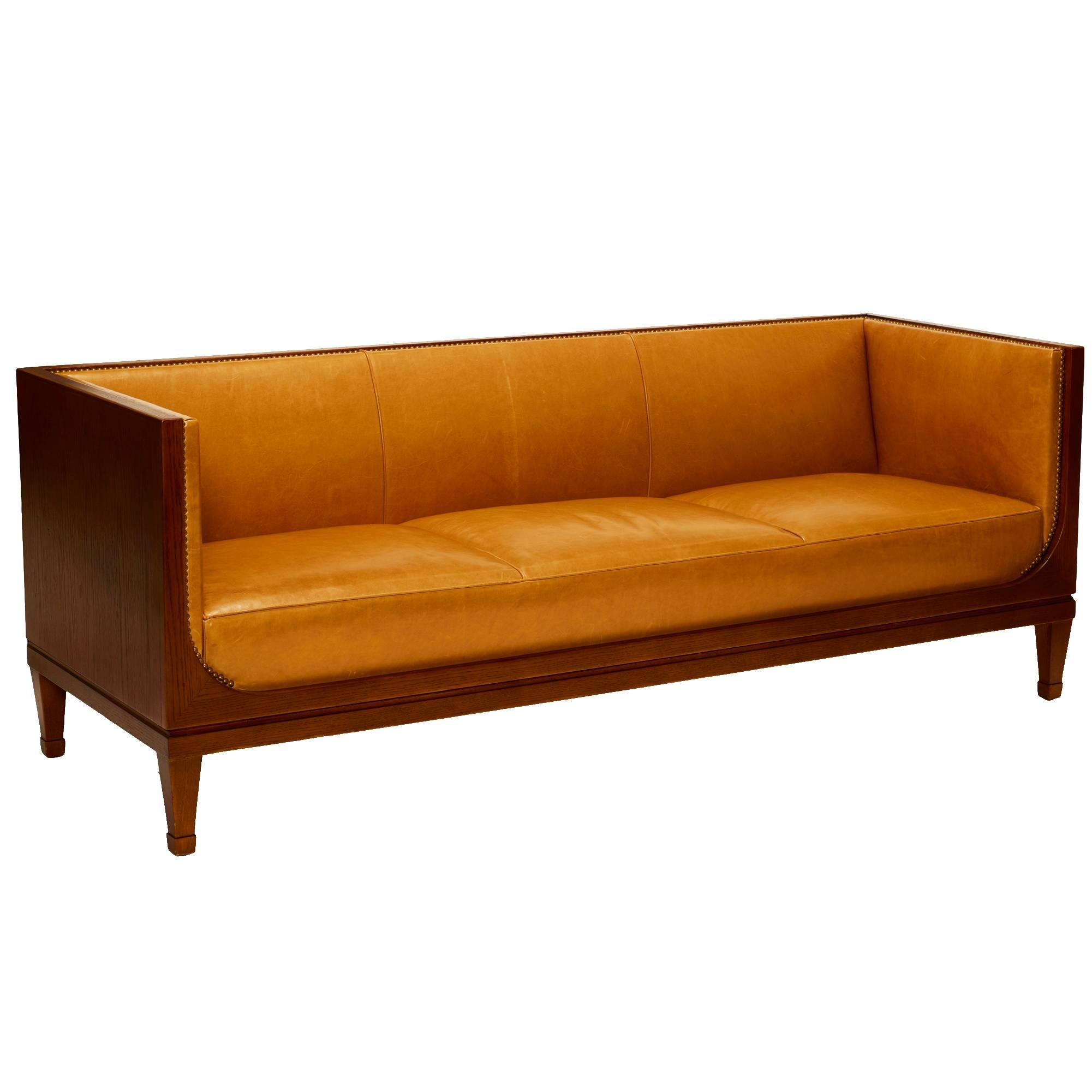 Elegant Sofa with Oak Frame and Leather Upholstery by Frits Henningsen For Sale