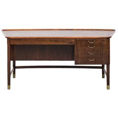 High Quality Rosewood Desk Attributed to Hans Wegner