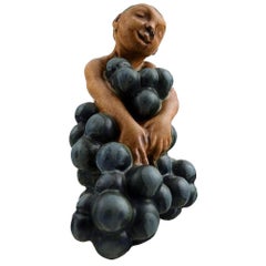 Figurine en grès Bing & Grondahl représentant de petits Bacchus par Kai Nielsen