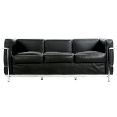Modern Black Leather and Chrome Steel Petite Sofa in Manner of Le Corbusier LC2