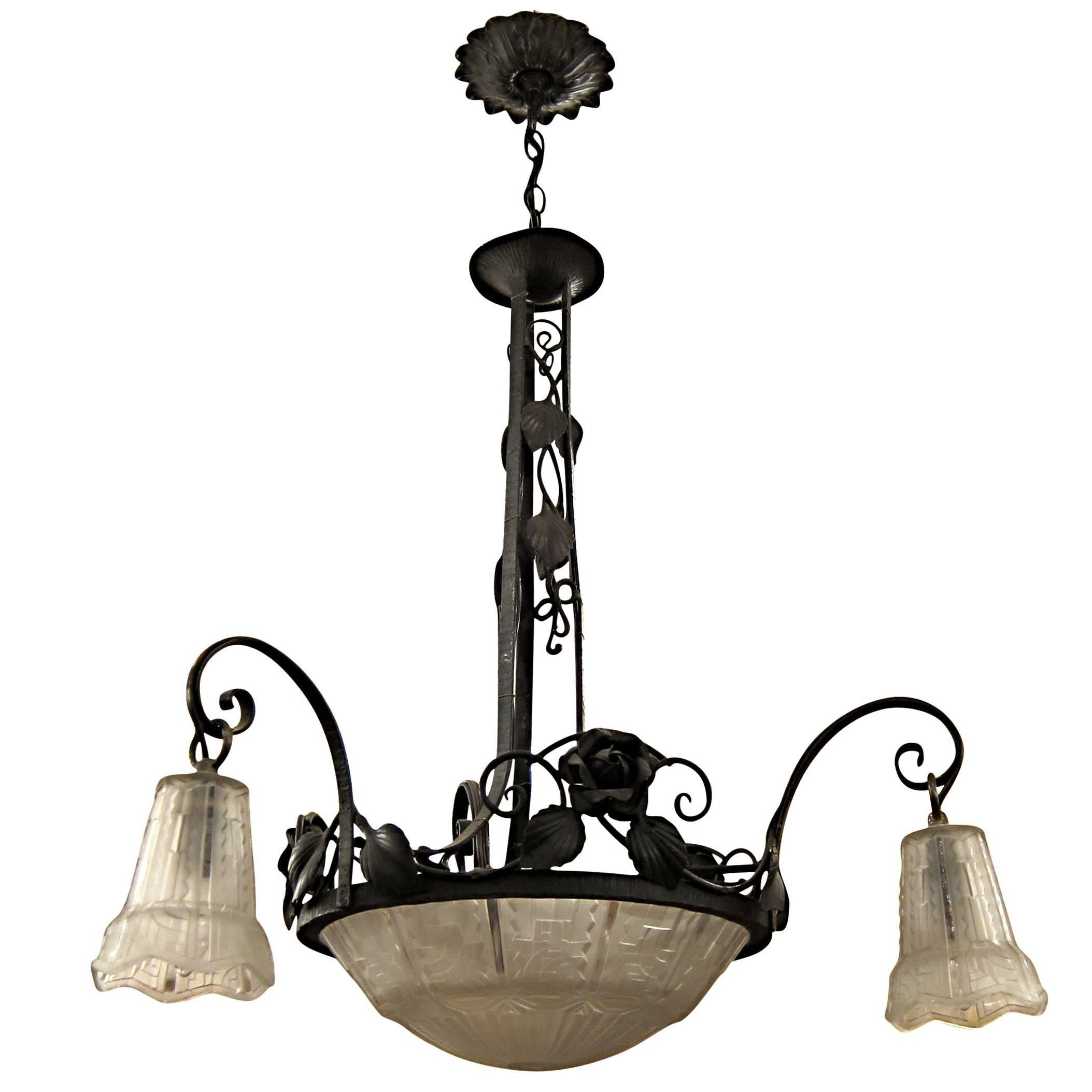 Art Deco Wrought Iron and Cast Glass Chandelier with Floral Details For Sale