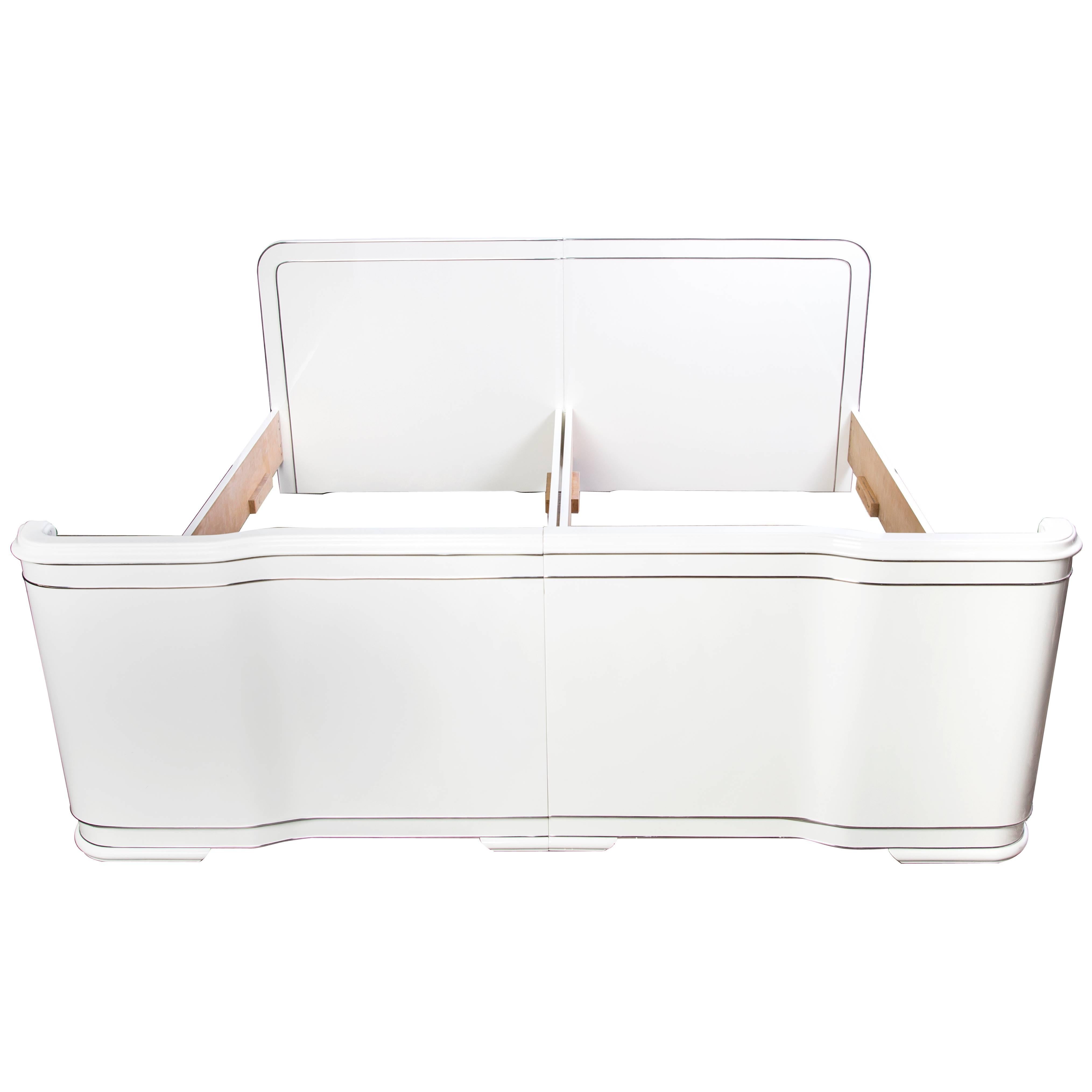 Magnificent White Lacquer Art Deco Split Bed Frame For Sale at 1stDibs