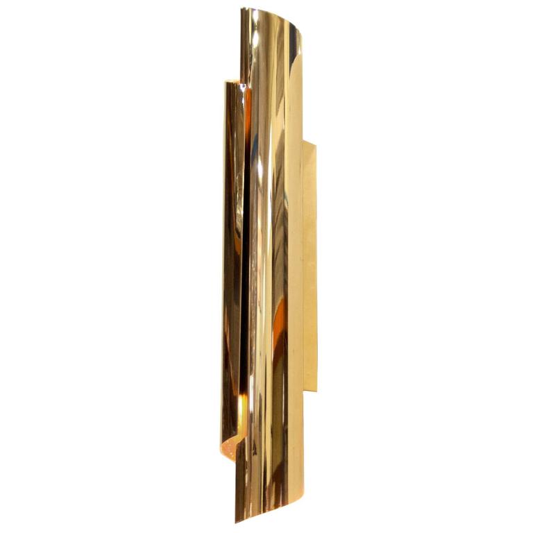 Smooth Wall Lamp in Gold-Plated Brass For Sale at 1stdibs