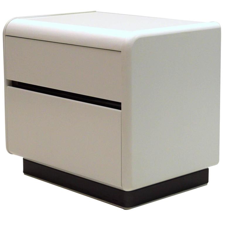 Stylish Nightstand in White Lacquer by Lane AltaVista at 1stDibs
