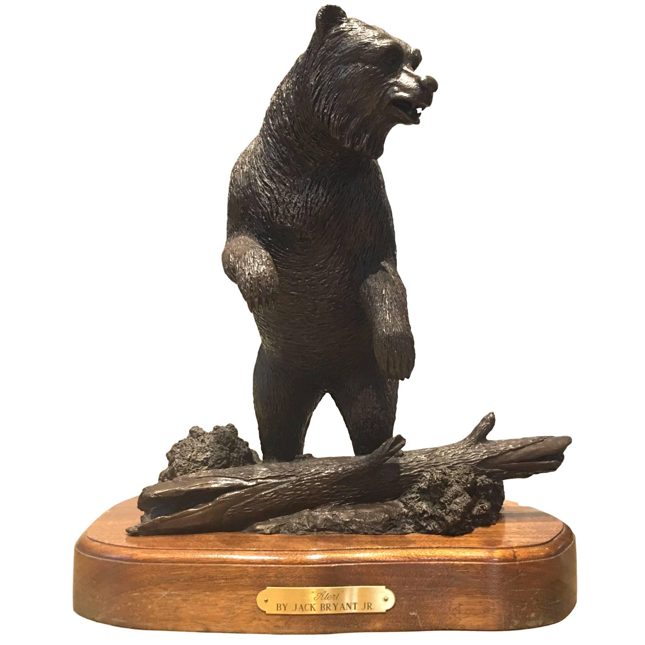 Statue d'ours en bronze