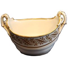 Worcester Sugar Bowl in White with Gilt Scroll and Foliage Design
