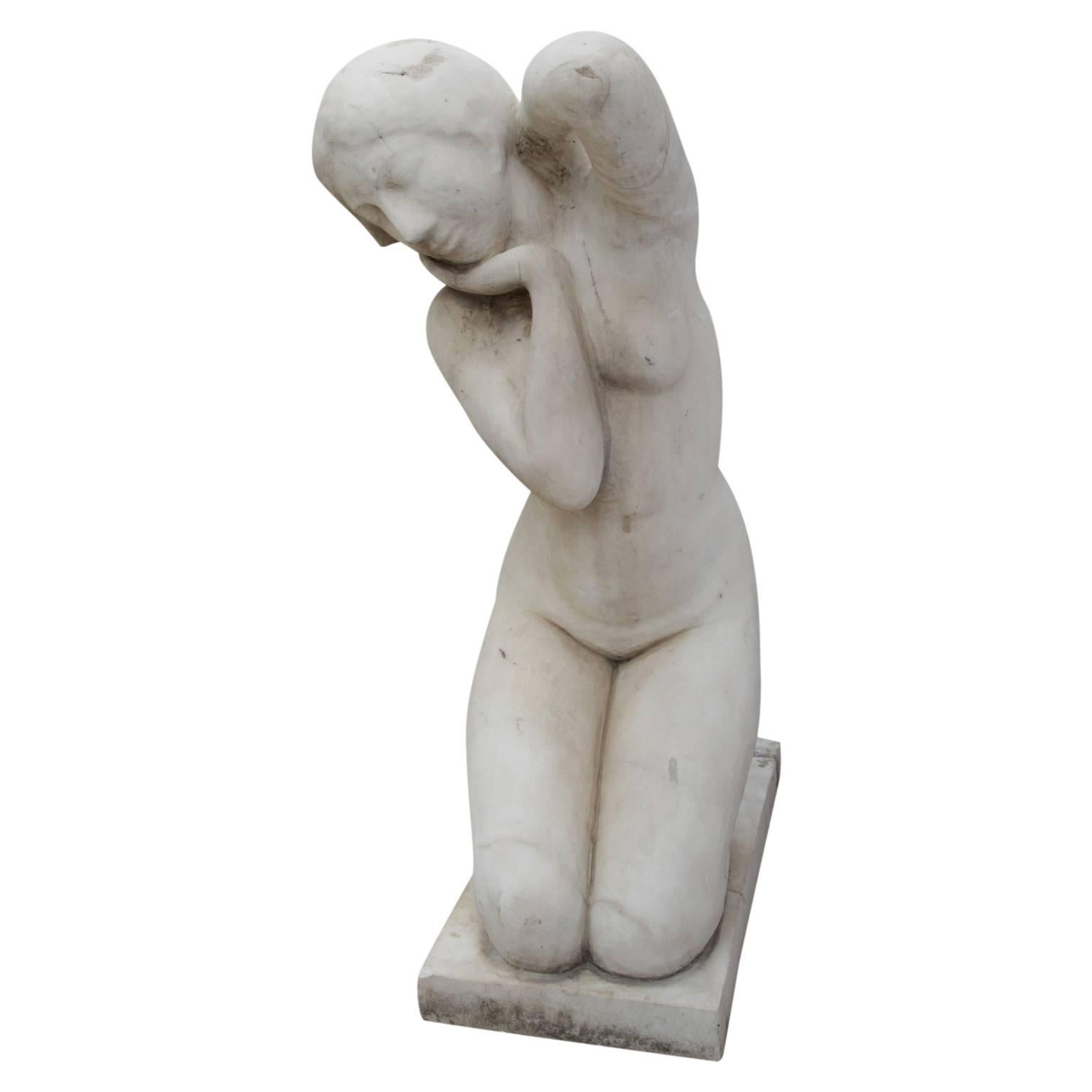 Skulptur einer Frau, 20. Jahrhundert