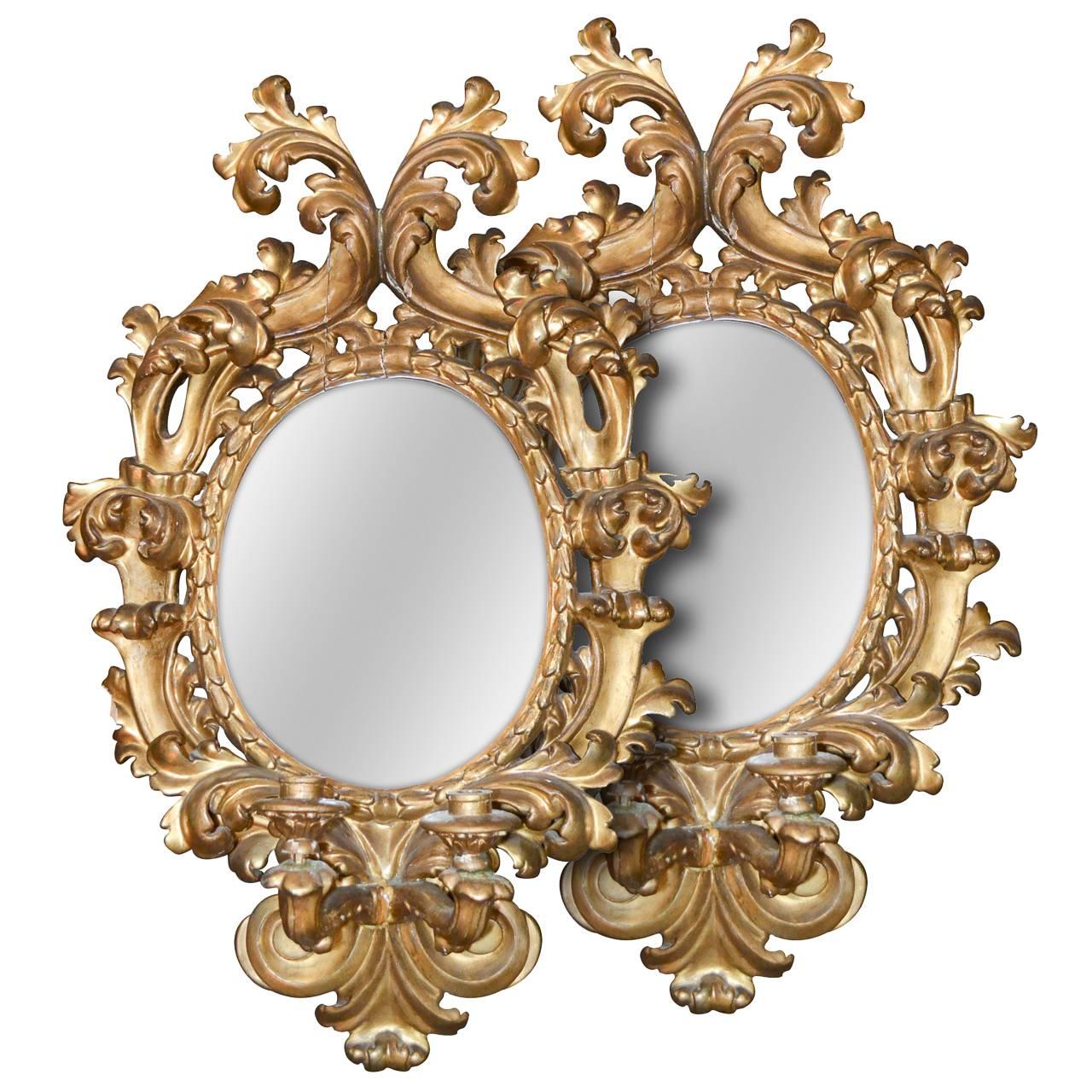Early 19th Century Pair of Italian Baroque Giltwood Mirrors
