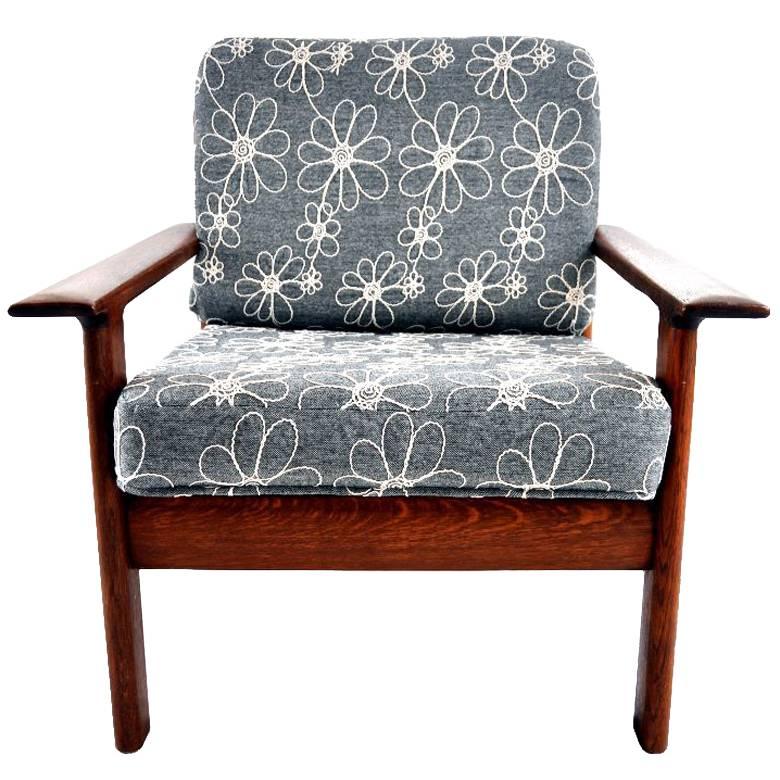 Danish Vintage Teak and Walnut Lounge Chair For Sale