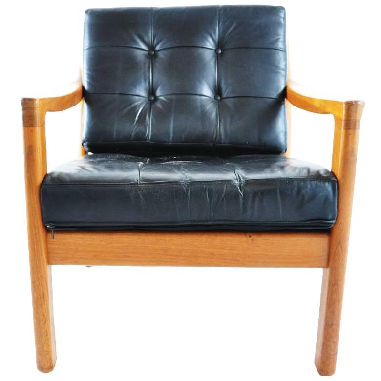 Vintage Teak and Leather Lounge Chair from Silkeborg For Sale