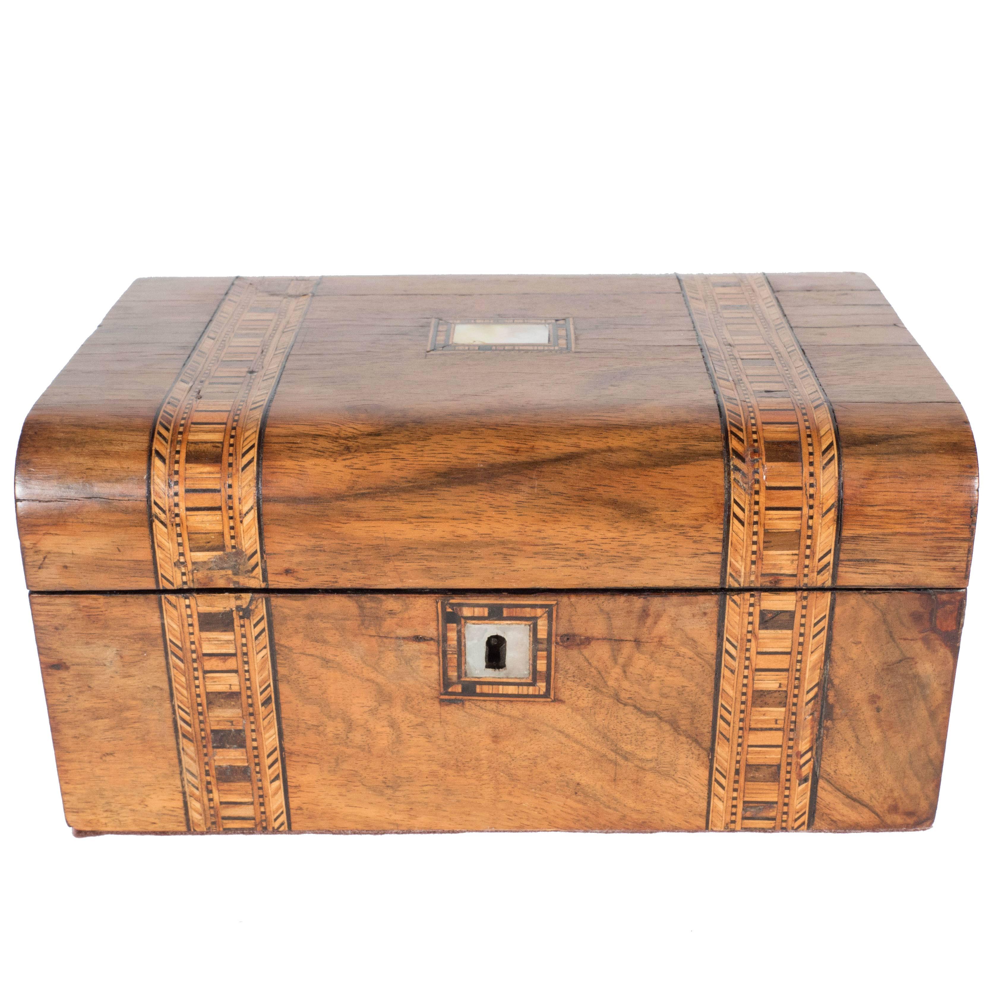 Arts and Crafts Jewelry Box with Inlaid Wood and Mother-of-Pearl Detailing