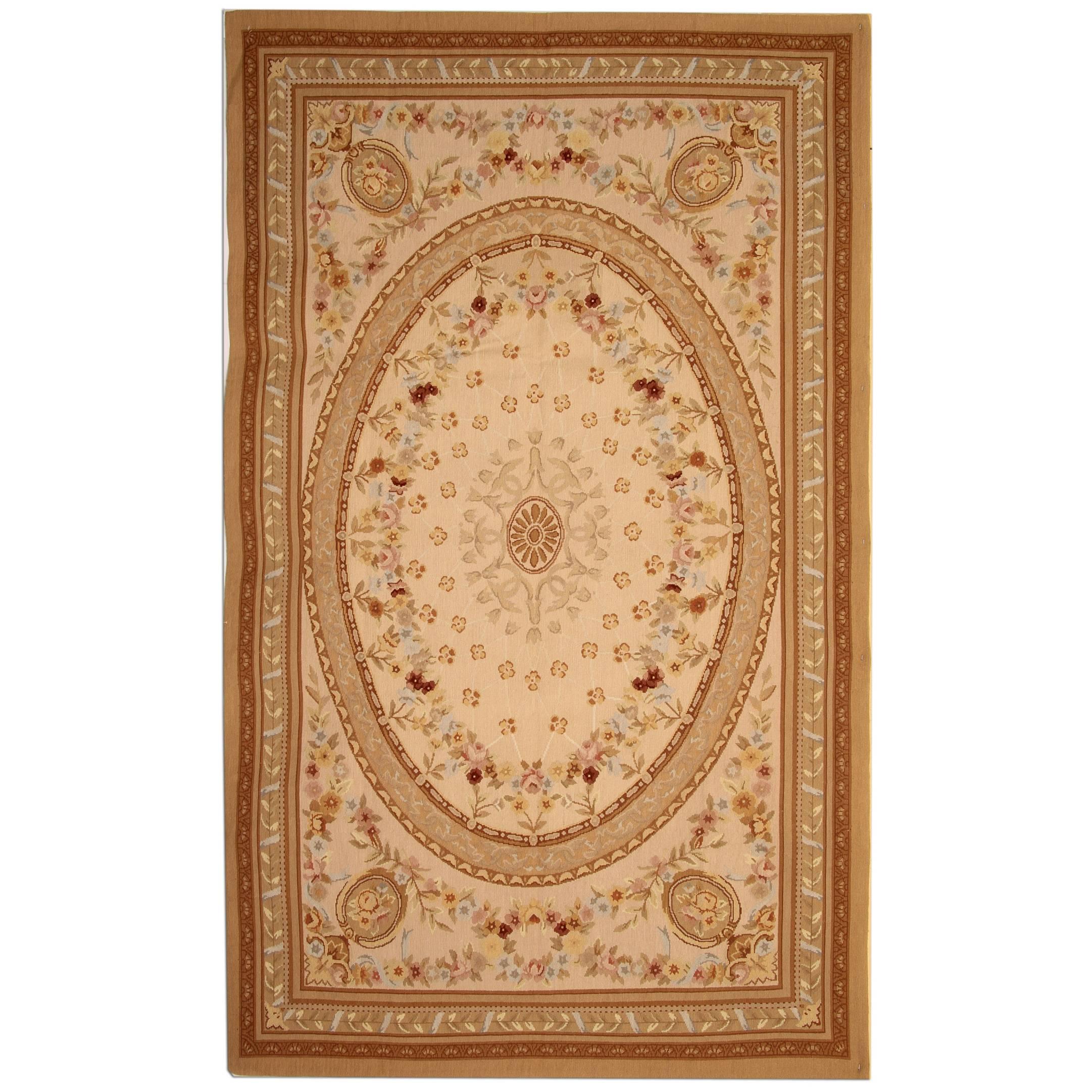 Aubusson Teppiche Orientalische Goldteppiche, Teppich im französischen Stil aus China im Angebot