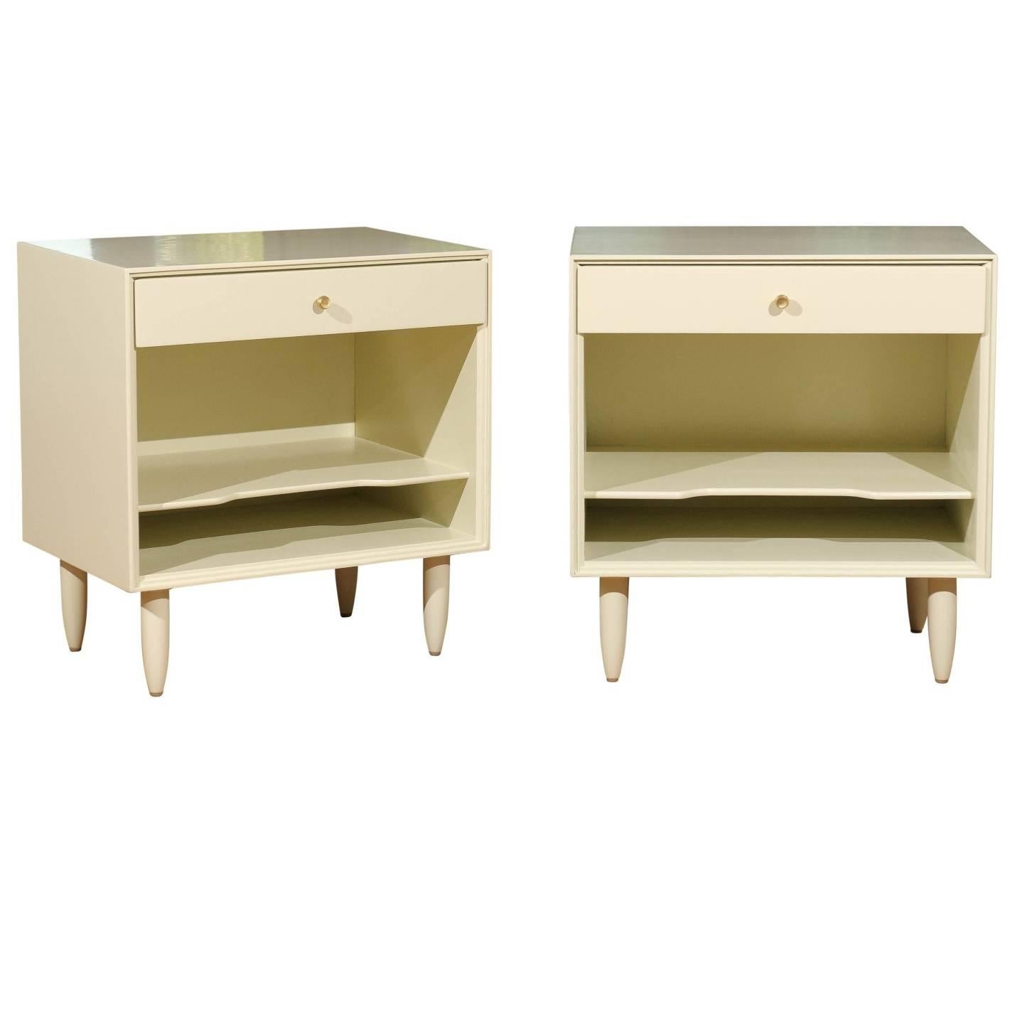 Beautiful Restored Pair of Modern End Tables by John Stuart in Cream Lacquer For Sale