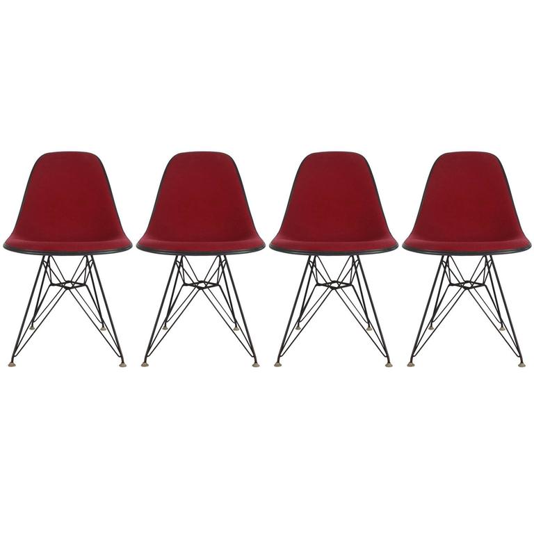 Set of Four MidCentury Modern Charles Eames for Herman Miller Dining
