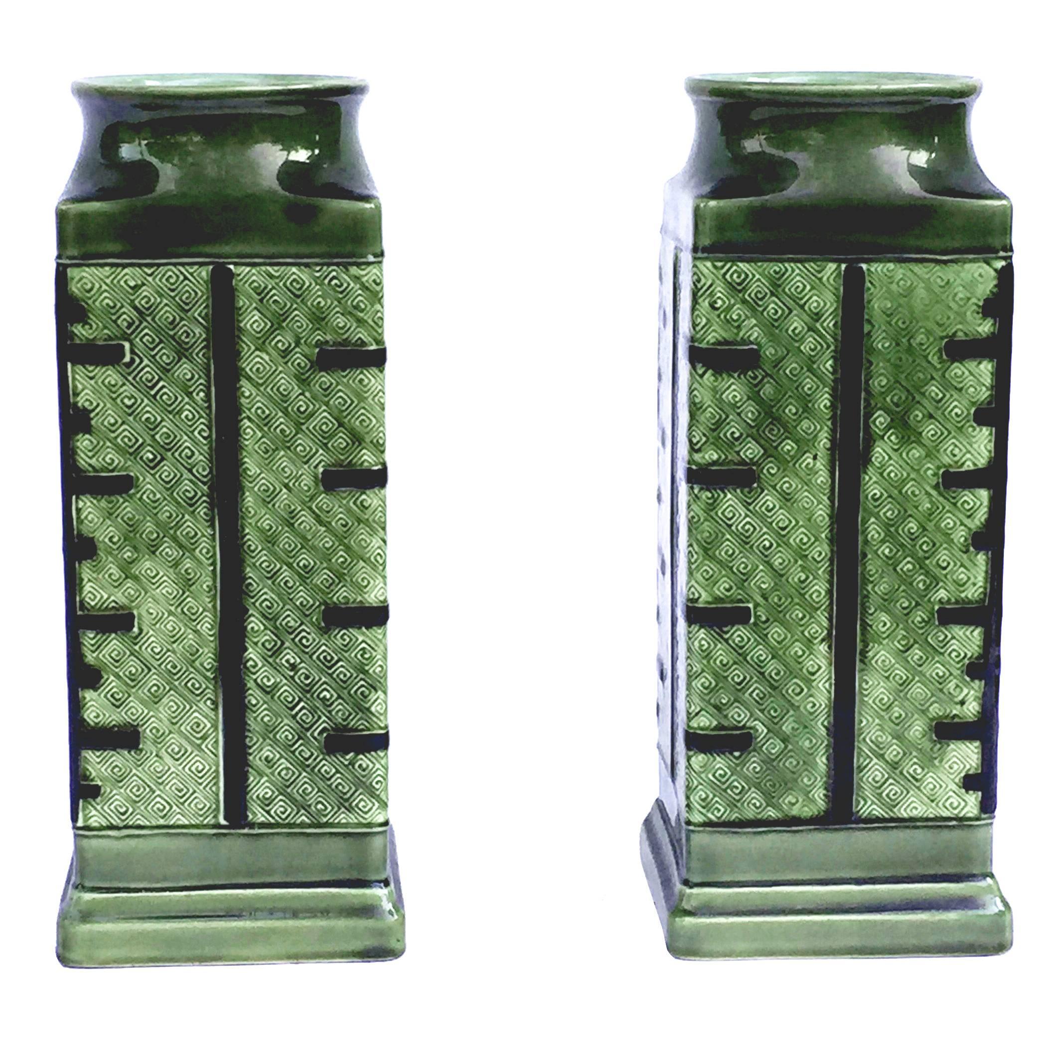 French Chinoiserie Pair of Green Chinese-Style Faience Vases, circa 1885