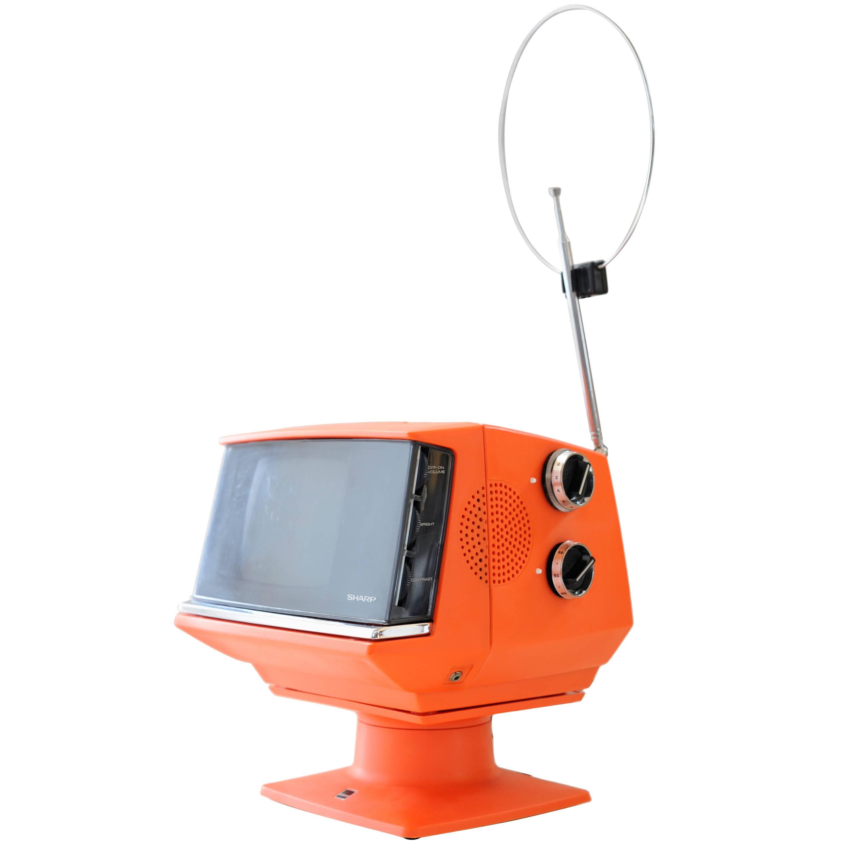 1970s Vintage Orange Sharp 5P 12G Solid State Portable Cube TV Space Age JPN For Sale