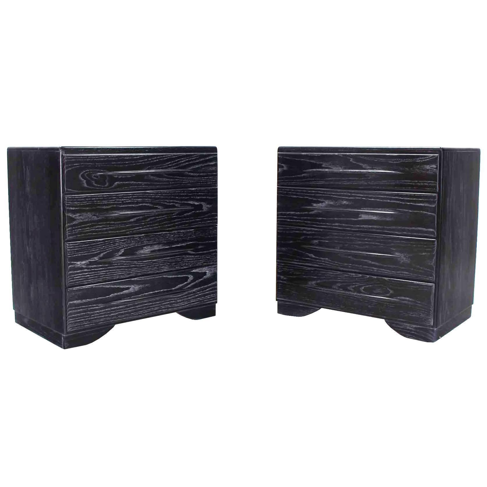 Pair of Cerused Oak Four-Drawer Bachelor Chests