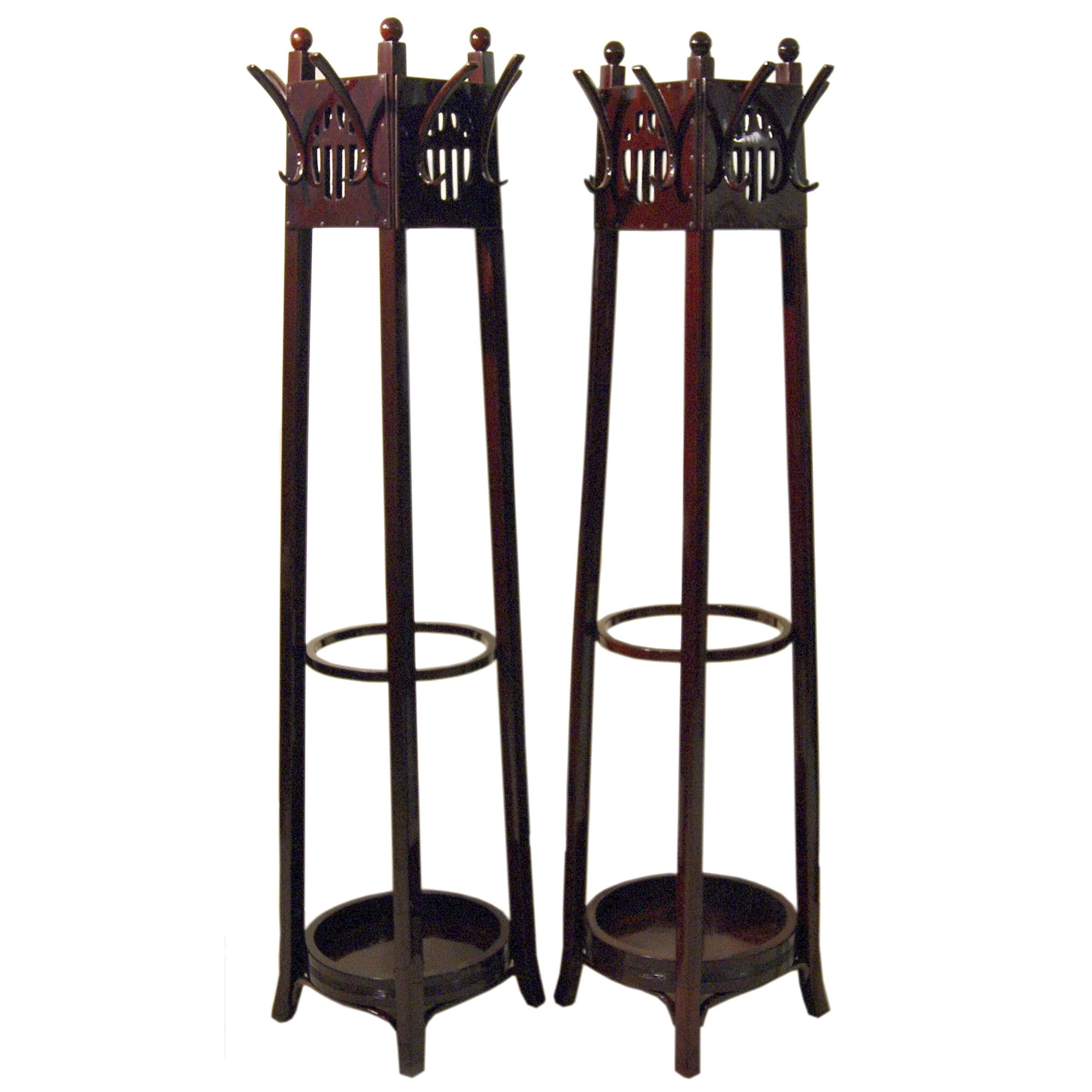 J.& J.Kohn Art Nouveau Pair of Coat-Trees Coat Racks Model 1098, circa 1906