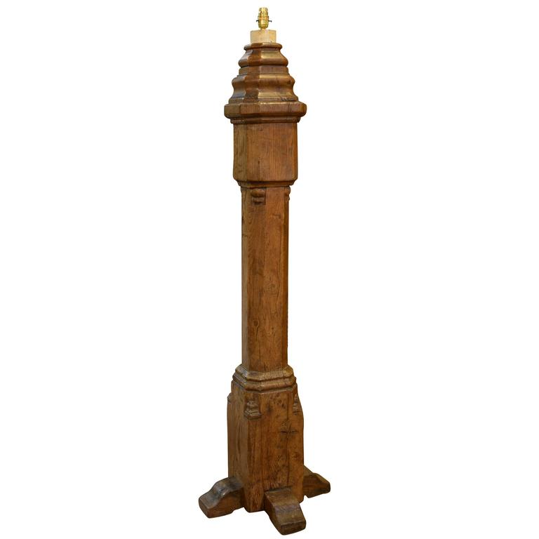 16th Century Oak Newel Post For Sale at 1stDibs