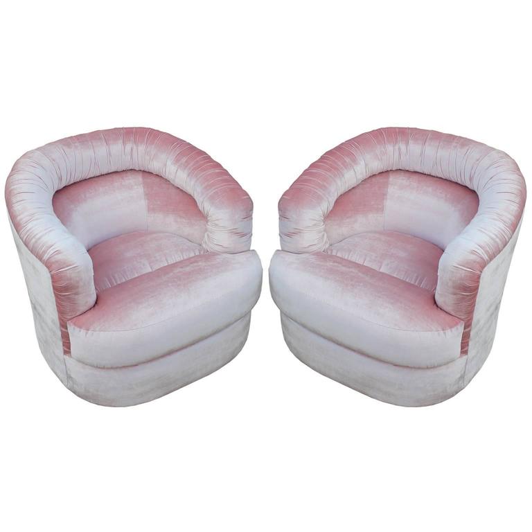 Luxe Pair of Vintage Modern Swivel Lounge Chairs in Pale / Light Pink