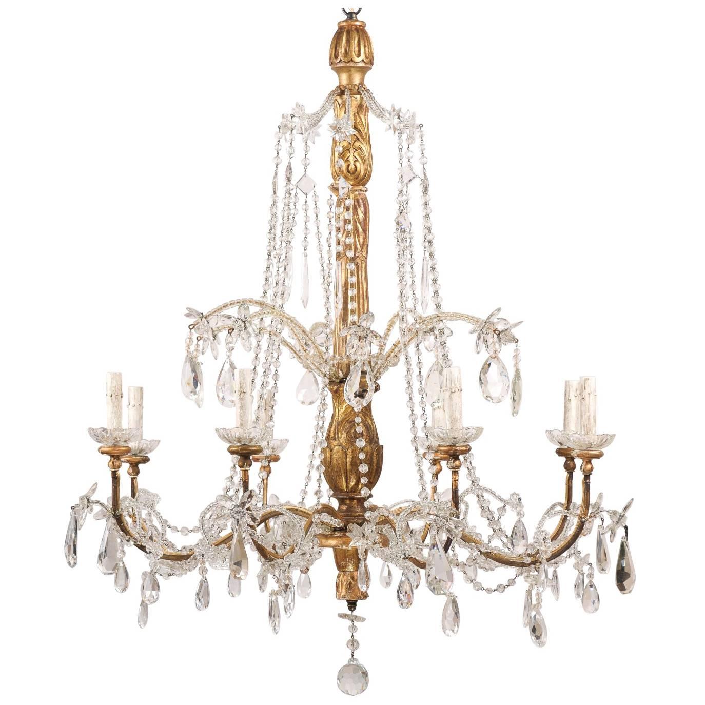Italian Crystal and Giltwood Chandelier from the 19th Century - Gold Color